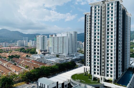 The Pros and Cons of Buying Commercial Property for Sale by Owner